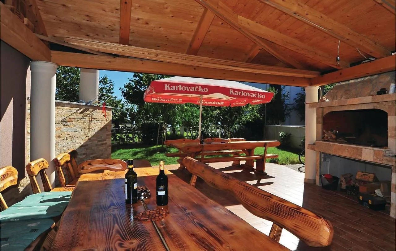1 Bedroom Awesome Apartment In Bibinje Croatia