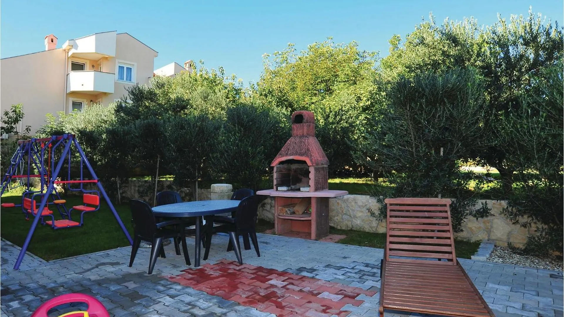 1 Bedroom Awesome Apartment In Bibinje